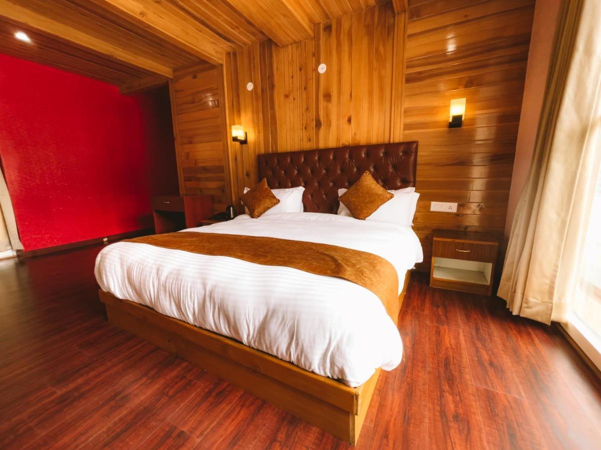 Hotel New Vistas Manāli Eksteriør billede