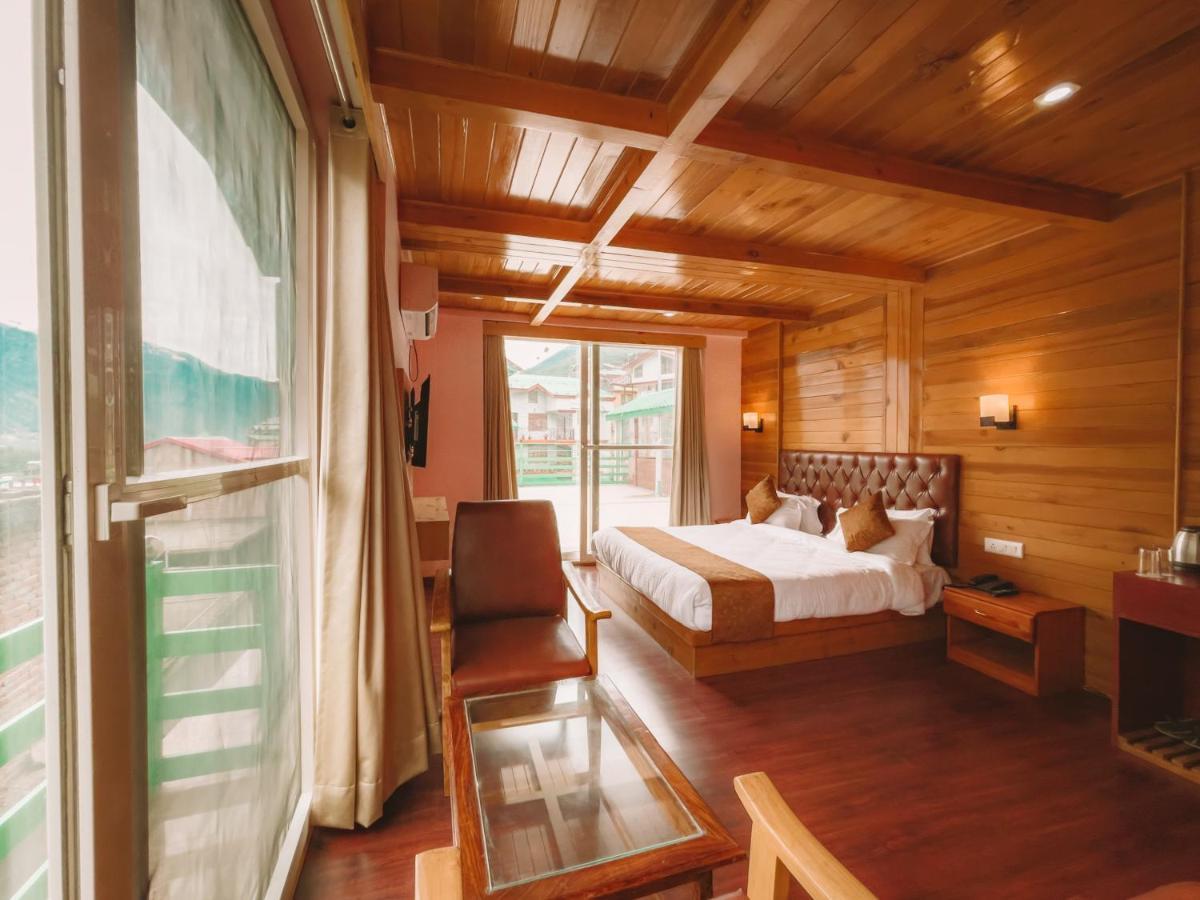 Hotel New Vistas Manāli Eksteriør billede
